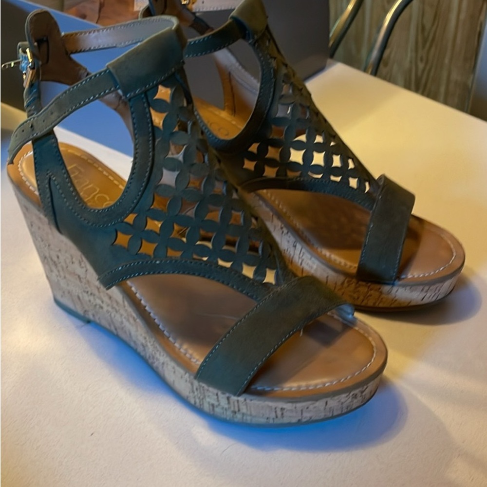 Women's Green Wedge Sandals